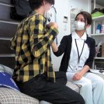 【素人】美人ナースの友人に制服姿で勃起チンコをケアしてもらうコスプレセックス！？このシチュエーションがたまらないｗ